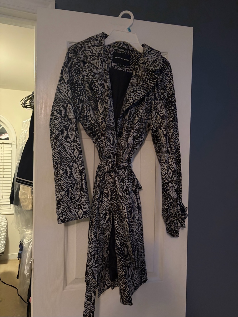Who What Wear Black & White Snake-Print Trench Coat